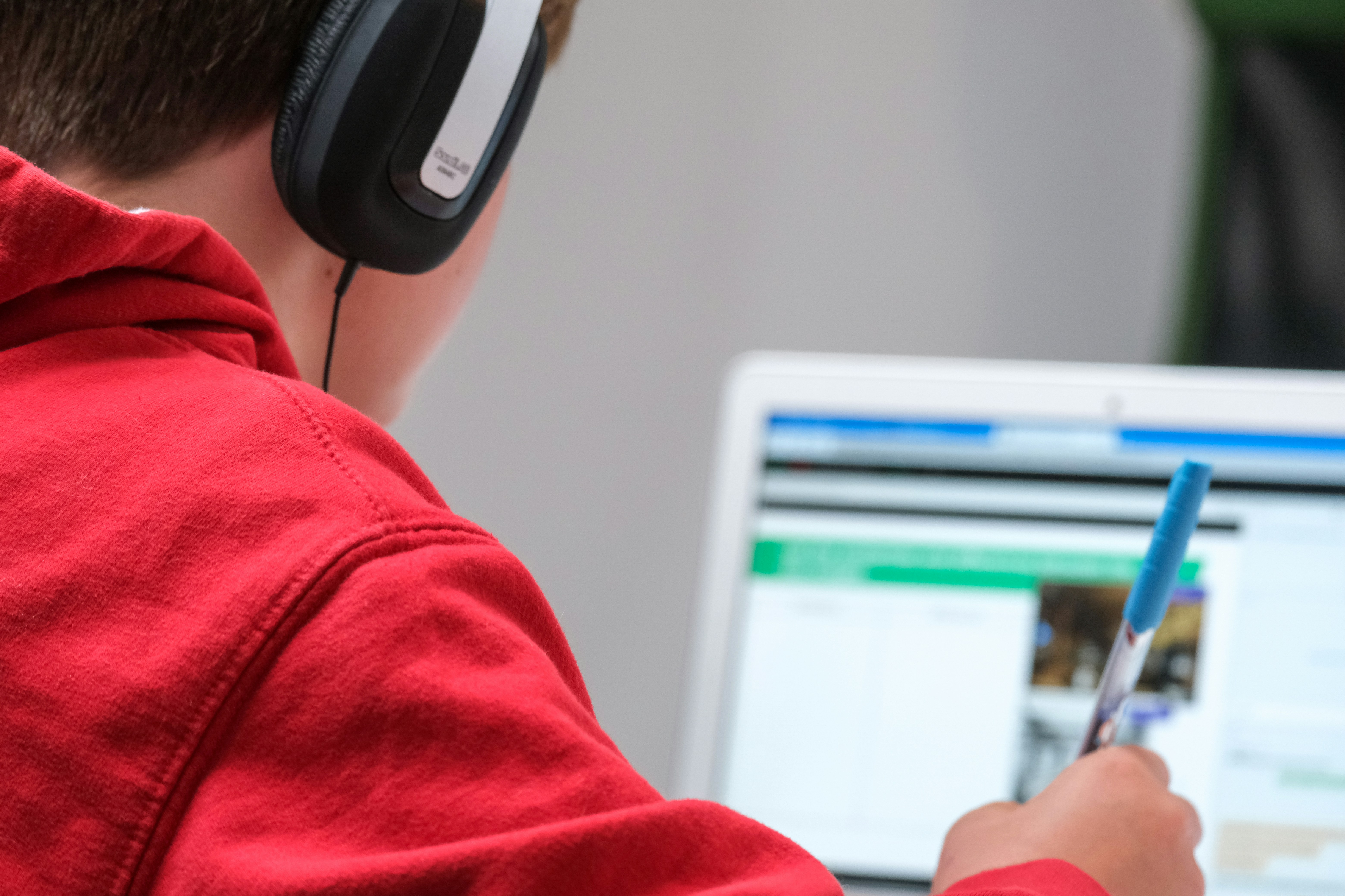 Moodle plugin to track video watching behavior
